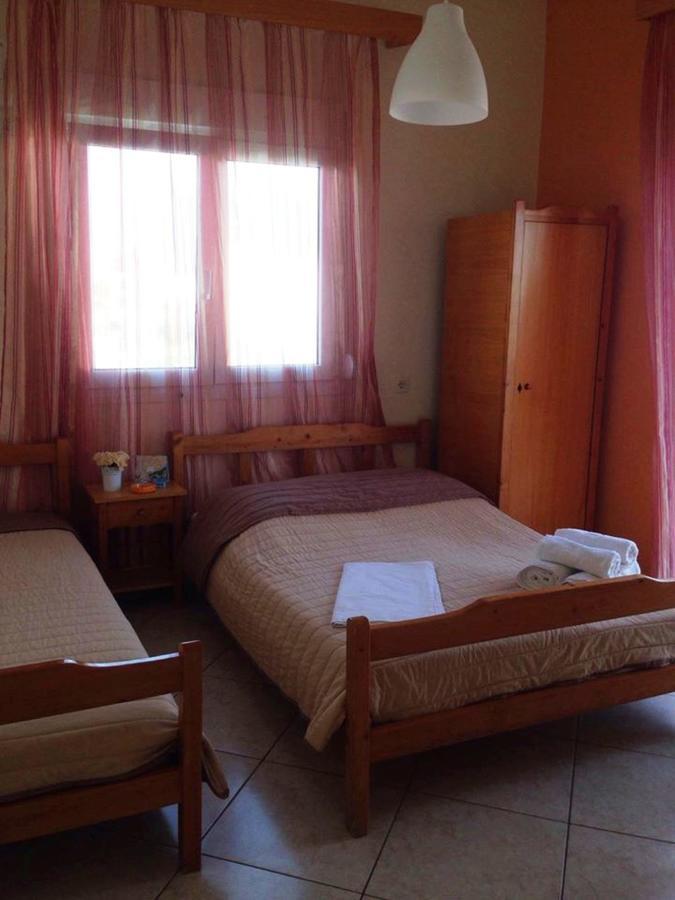 To Giouli Hotel Volos Exterior foto