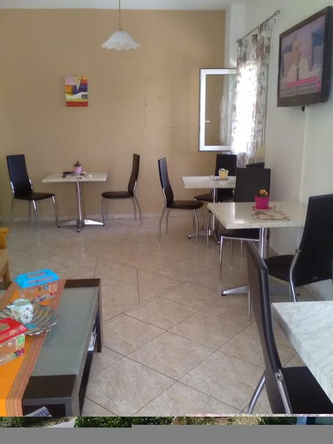 To Giouli Hotel Volos Exterior foto