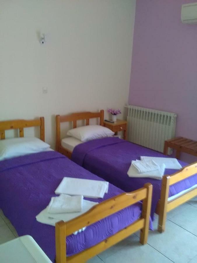 To Giouli Hotel Volos Exterior foto